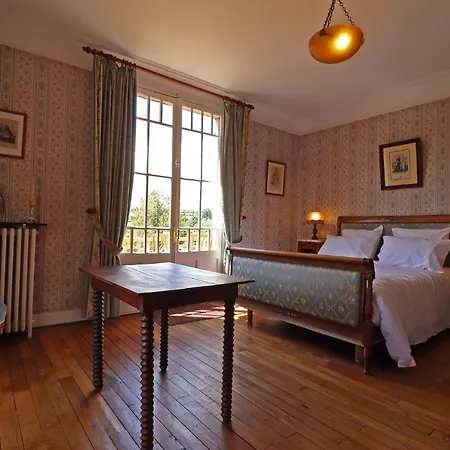 Domaine Des Thomins 3* Cisai-Saint-Aubin