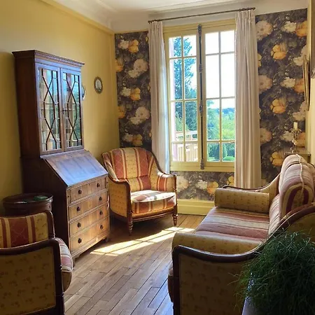 Bed and Breakfast Domaine Des Thomins Cisai-Saint-Aubin