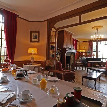Domaine Des Thomins Bed and breakfast Cisai-Saint-Aubin