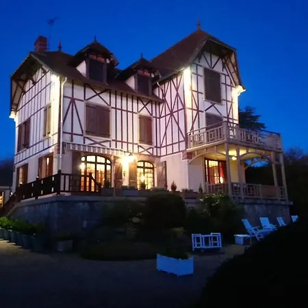 Bed and breakfast Domaine Des Thomins