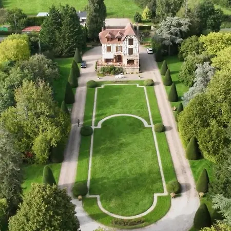 Domaine Des Thomins Bed and Breakfast