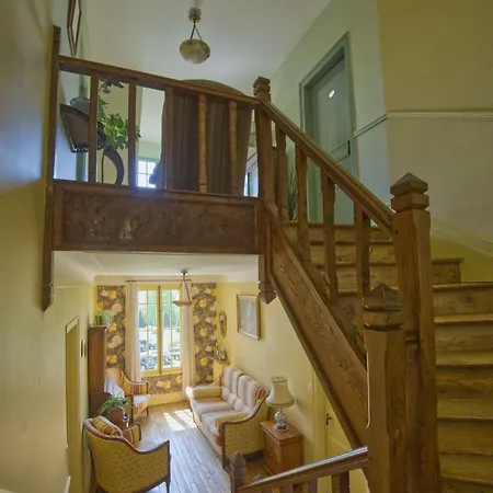 Domaine Des Thomins Bed and breakfast