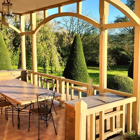 Domaine Des Thomins 3* Cisai-Saint-Aubin