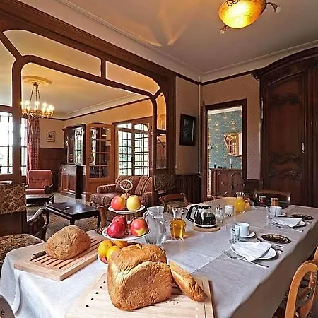 Domaine Des Thomins Bed and Breakfast