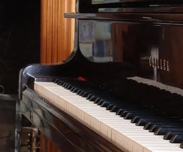 Domaine Des Thomins فندق مبيت وإفطار Cisai-Saint-Aubin