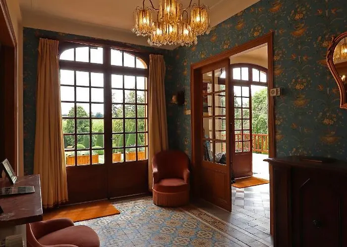 فندق مبيت وإفطار Domaine Des Thomins Cisai-Saint-Aubin