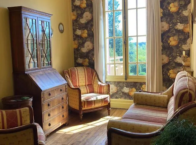 فندق مبيت وإفطار Domaine Des Thomins Cisai-Saint-Aubin