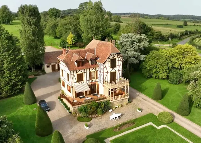 فندق مبيت وإفطار Domaine Des Thomins Cisai-Saint-Aubin