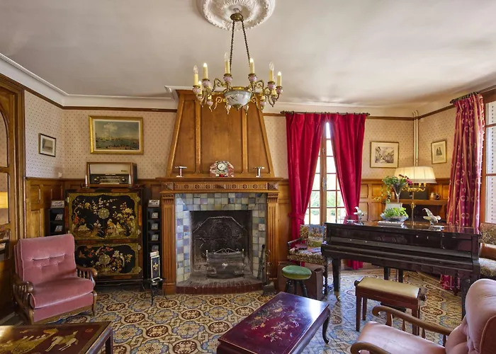 Domaine Des Thomins 3* Cisai-Saint-Aubin