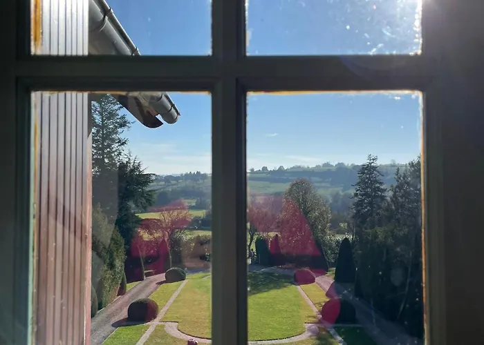 Domaine Des Thomins فندق مبيت وإفطار Cisai-Saint-Aubin