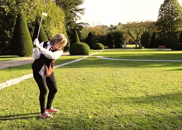 Bed & Breakfast Domaine Des Thomins 3*